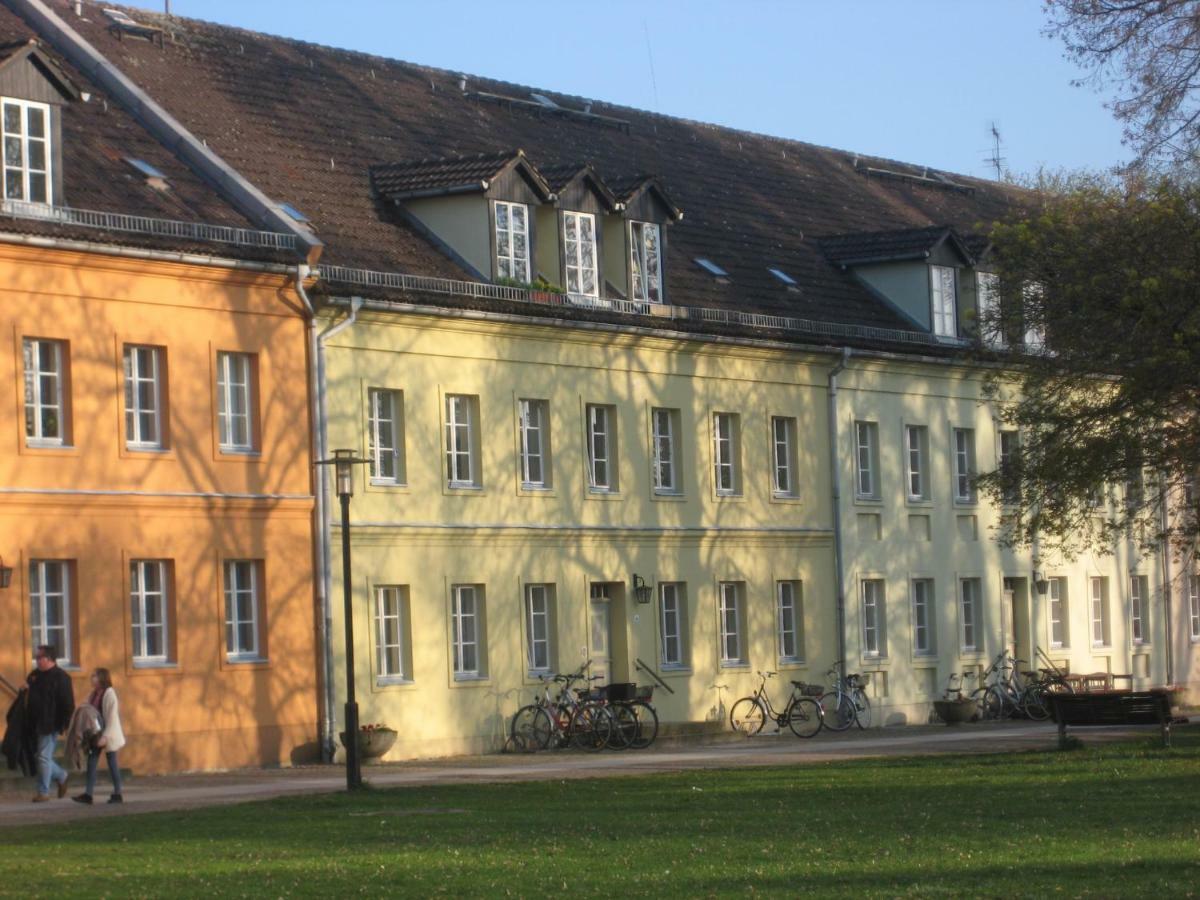 Schloss-Und Seeblick Apartment Rheinsberg Ngoại thất bức ảnh